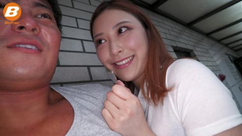 【蜜美杏】隣人の巨乳で美人なお姉さんに強引に誘惑されて痴女プレイにフル勃起した僕は中出しせざるを得なかった…