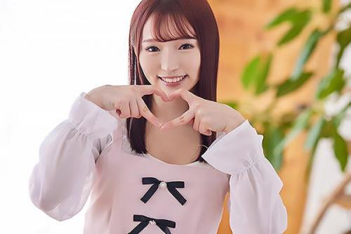 【顔射×スレンダー】雅子りな 無邪気な笑顔で男をふにゃふにゃにさせそうな容姿の、性欲上級レベル女子がAVデビュー。脱いだ瞬間から透き通るような綺麗な素肌にスタイル抜群のスレンダーボディー。