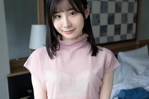 【フェラ×オナニー】Nia（伊東める） 華奢な身体で幸薄ぽい美少女めるちゃんの。プリっとしたお尻も柔らかそうなおっぱいもめちゃくちゃにしたくなっちゃいる。