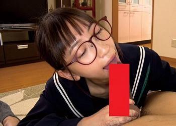 【ミニ系×娘】冬愛ことね 母親の目を盗んでは日々行われる父娘の変態性行為。「パパのミルクちょうだい」ザーメンおねだりは当たり前、無邪気に父親の勃起チンポで戯れる。