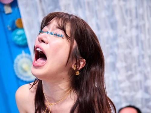 【MM号】「あぁ…我慢できない…溢れちゃう！」滑らかな秘所からほとばしる快感の波を披露してくれた清純そうな女子大生の驚愕の記録映像！