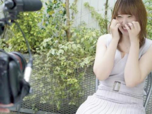＜AVデビューｘ星野夢＞むちむちボディの巨乳美人妻が前後のお口で他人棒を咥えて濃厚セックス！