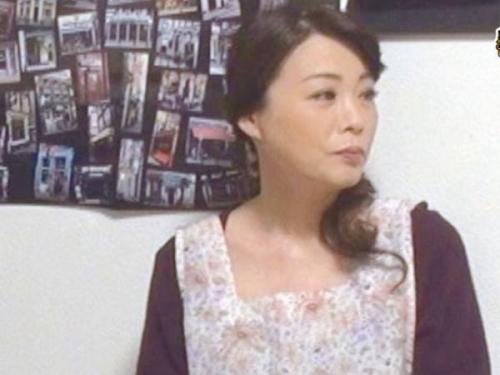 ＜おばさんレンタル＞亭主に長らくお預け状態の発情熟女が他人棒にハメられイキまくる！