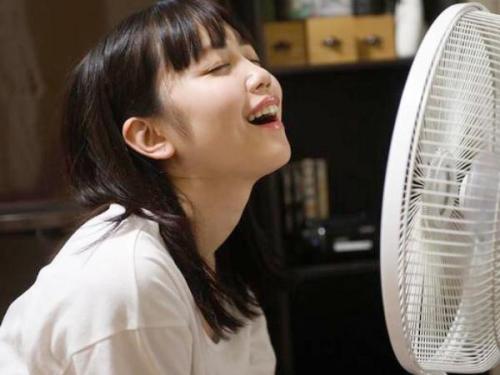 ＜AVデビューｘ工藤ゆら＞黒髪ロングの正統派美少女が可愛いお口で肉棒しゃぶって大胆初撮り‼