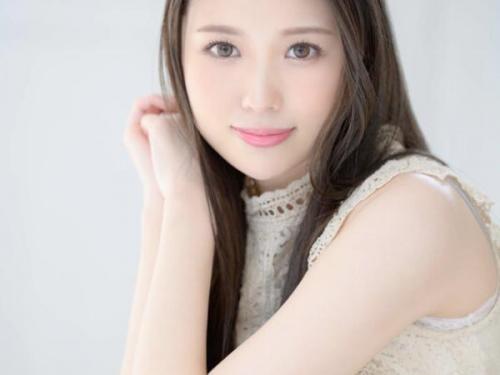 ＜AVデビューｘ高坂ニナ＞黒髪ロングの正統派美人妻が膣奥ガッツリハメられイキまくる！
