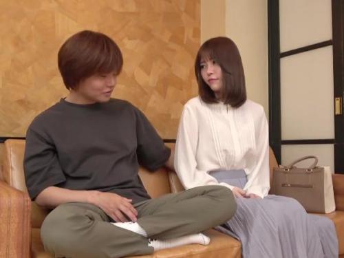 【素人妻】ナンパしたセレブ妻が日頃のストレスと性欲発散して超ビッチ化、欲情爆発させ...乱れて...イキまくりますッ♡
