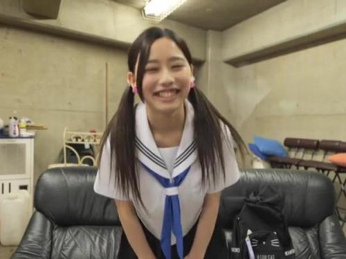 ＜偽オーディション＞スターを夢見る制服美少女が変態オヤジに騙され肉棒ハメられイカされる！
