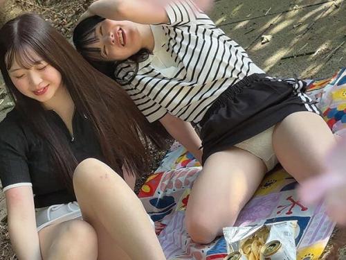 【桜木美音・月見若葉・愛葉陽葵・葉月れい】お花見帰りの女性たちを狙い、薬で理性を奪い去り、欲望のままに侵す