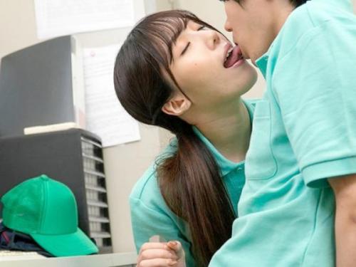 ＜バイトの先輩＞責めるの大好き美人女子大生がバイト先の後輩クンが早漏と聞いて痴女責めザーメン絞り！