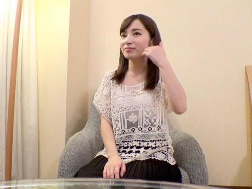＜ハメ撮りｘビッチ＞頭の中はチン〇でいっぱいの淫乱美人お姉さんが肉棒即ハメイキまくり！