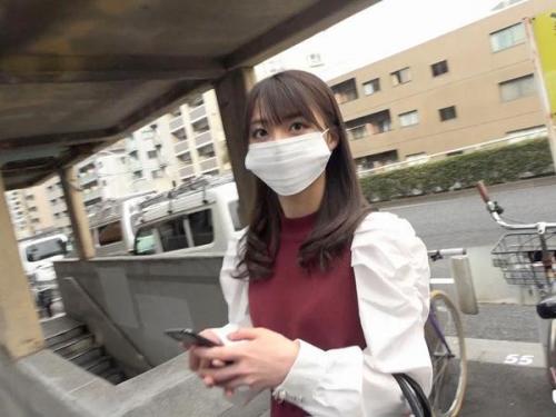【ハメ撮り】絶えず性的欲求に駆られる純真な娘がリスキーな日を回避し、生の肉棒の喜びを追い求める