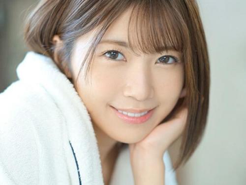 ＜AVデビューｘつばさ舞＞スタイル抜群のショトカ巨乳美少女がたゆたゆおっぱい揺らして大胆デビュー‼