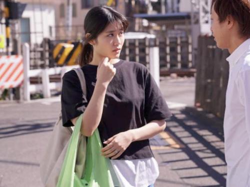 ＜神宮寺ナオ＞夫との淡泊なHに慣れきった美人妻が他人棒に囲まれ快楽調教されてイキまくる！