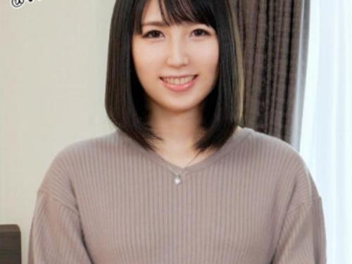 ＜荻原真琴ｘ初撮り＞夫のチン〇じゃ満足できない淫乱美人妻が快楽求めてAVデビュー‼