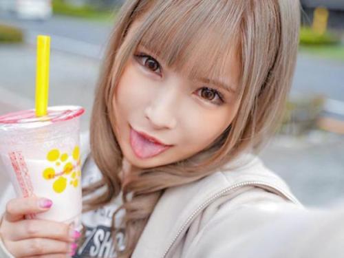 ＜マジックミラー号＞エッチ大好きイマドキギャルがナンパ男のチン〇に吸い付き肉食セックス！
