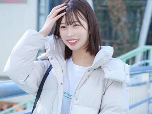 ＜AVデビューｘ伊織さくら＞エッチ大好きイマドキ女子大生が手マンでこってりかき回されて淫乱セックス！