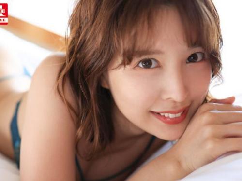 ＜葵つかさ＞クビレ巨乳のスレンダー美女がヤらしいTバックをずらしてチンポを咥え込み激しい絡みでイキまくる！