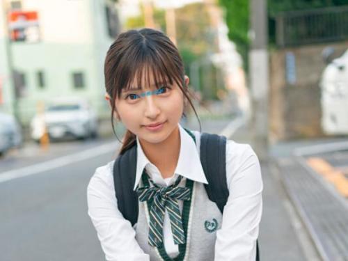 【潮吹き】「こんなに大きいなんて信じられない！」と驚きを隠せないキュートな女子高生。お小遣いのために大量のお潮を噴き出しちゃう、そのご褒美は…