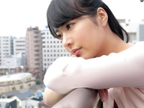 ＜由愛可奈＞溢れる性欲を抑えきれない美人妻が不倫に溺れて他人棒を膣奥咥えてハメまくる‼