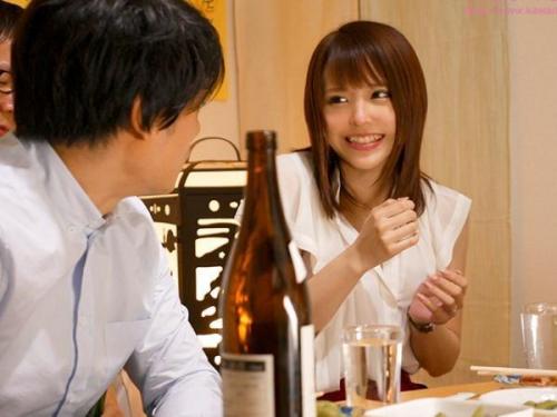 ＜伊藤舞雪ｘ出張先相部屋＞早漏旦那に不満の人妻新人社員が変態部長の肉棒で夜通しハメられ快楽堕ち！