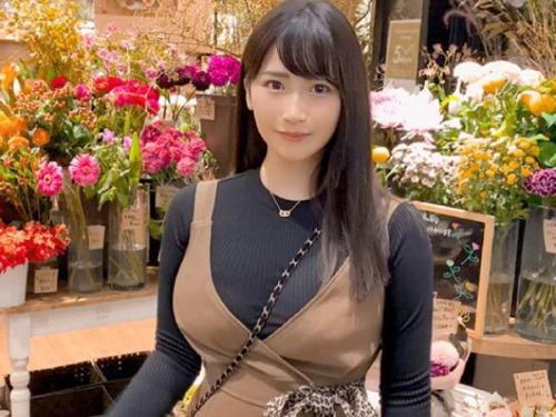 ＜素人ナンパ＞発育過剰な巨乳美少女がエチエチボディをねっとり責められドスケベセックス！