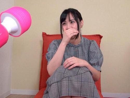 ＜ハメ撮りｘ女子大生＞大人し目な感じの美人JDが電マで弄られメス犬顔して発情セックス！