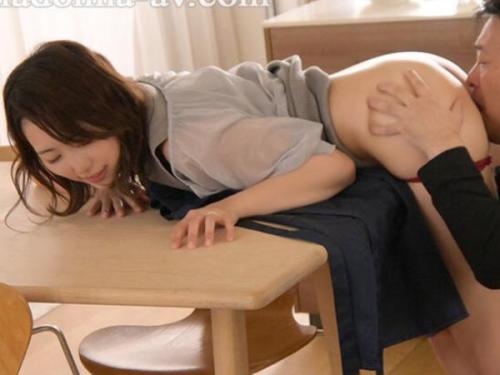 ＜那賀崎ゆきね＞一ヶ月の禁欲生活を強いられた美しい人妻が、久々の他人の肉棒に淫らな欲望を解放し、絶頂を迎える！