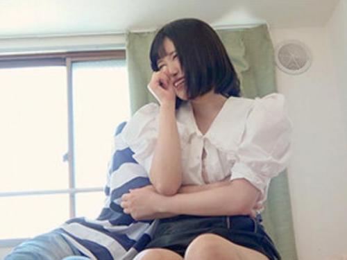 ＜ハメ撮りｘガールズバー店員＞お股の緩いエチエチ美人が仲良し客の自宅で濃厚フェラからハメまくる！