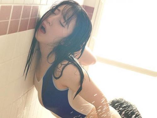 ＜潮美舞ｘインストラクター＞最近エッチがご無沙汰な美人先生が生徒とドスケベ浮気セックス！