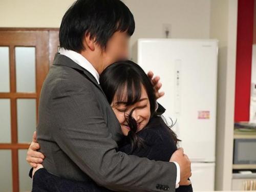 ＜成澤ひなみｘ兄の嫁＞夫では満たされない淫らな欲望を抱く人妻が、義弟を誘惑し、熱く燃える禁断の夜を堪能する！