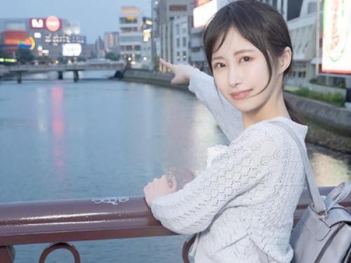 ＜山口葉瑠＞エッチ大好き美人お姉さんが肉棒にしゃぶりついて鬼ピスセックスでイキまくる！
