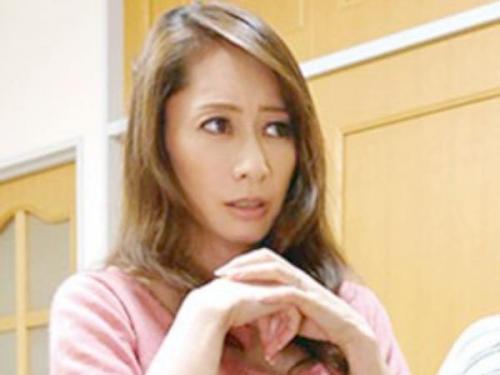 【近親相姦】「あぁ！いいぃ！！もっと突いて！！！」娘の夫婦仲を取り持つはずが、まさかの旦那と近親相姦！優しい美熟女は若いチンポを拒み切れずに欲求のまま受け入れる