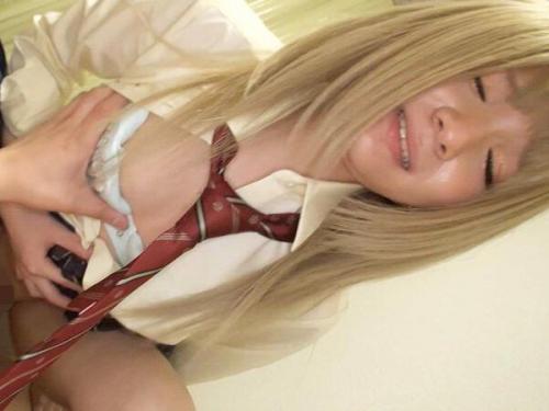 ＜ハメ撮りｘギャル＞いつでもヤりたい年頃の制服美少女が電マとバイブでこってり焦らされ発情セックス！