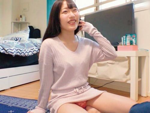 ＜ハメ撮りｘ童貞＞エッチ大好きイマドキ美少女が目の前のデカチンに欲情しちゃって筆おろし！