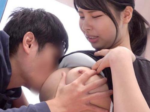 ＜マジックミラー号＞彼氏がいなくて性欲溜まった美人女子大生がおっぱい舐められ発情セックス！