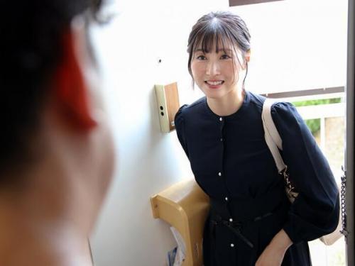 【官能の技】欲望に満ちた40代の淑女と共に、豪華ホテルでの情熱的な撮影体験！