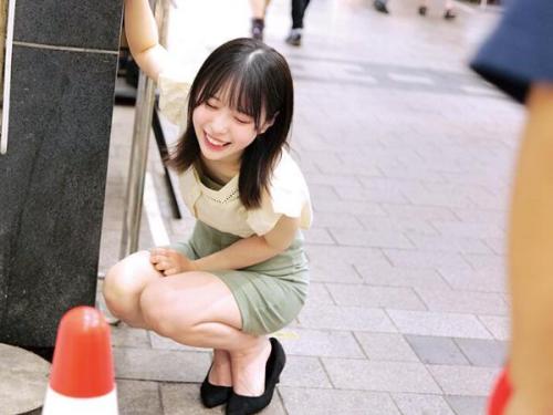 ＜お散歩ｘリモコンバイブ＞敏感ボディの美少女がリモバイ調教されて我慢できずに発情セックス！