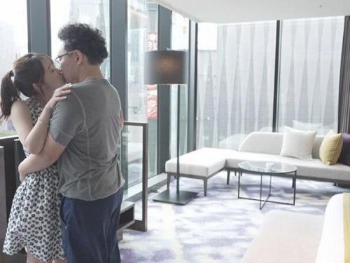 【ナマ中出しSEX】積極的に馬乗りベロキス♡めちゃくちゃ可愛くなっていた元教え子。そんなんヤルに決まってる！