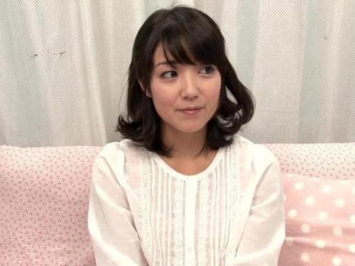 【母】『内なる欲望』「女性との経験が乏しい男性に、ひとり遊びのお手伝いをしてくれませんか？」と声をかけ、街を行く乙女たちをマジックミラー号で誘う。