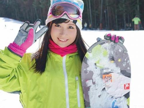 ＜素人ナンパ＞エッチ大好きイマドキ美少女がナンパ男のチン〇を咥えてエチエチ発情ファック！