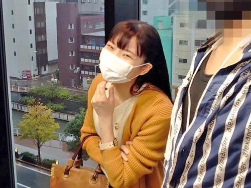 ＜プライベート映像ｘ美人＞魅力溢れるデパート店員が久々の快楽を求めてナンパ師に誘われる！