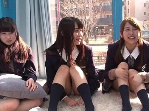 【マジックミラー号】「なんか出そう…なんかくるぅぅ‼︎♡」男を知らない少女たちは興味本位で身体を差し出す。初めてのフェラを経験し、イクことすら知らなかった女子高生はセックスの快楽を知ってしまう。
