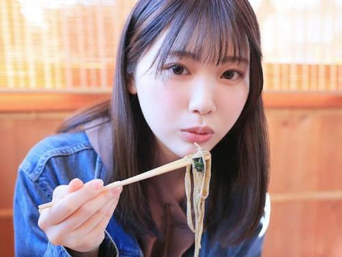 ＜石川澪ｘ温泉旅行＞頭の中はチン〇でいっぱいの美巨乳美女が浴衣をはだけてドスケベセックス！
