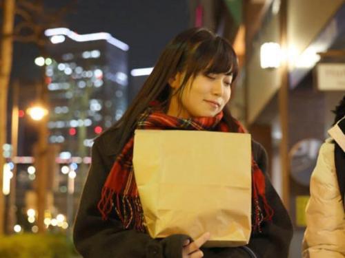 【家族】「私の初めて…もらってください♡」バイトの女の子からまさかのお誘い！若い身体に興奮が抑えきれず、休む暇もないまま一晩中ＳＥＸに明け暮れる