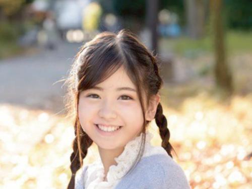【巨乳】「身体は大人だよ?♡」幼馴染がアイドルデビュー。顔は可愛いままなのに、胸や身体は魅力的に成長していた。堪らず関係を持つと、我慢できずにパイパンまんこを突きまくる！