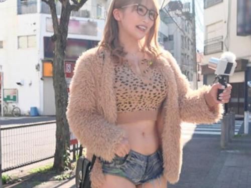 ＜美園和花＞頭の中はチン〇でいっぱいの淫乱お姉さんが逆ナンチン〇でドスケベセックス‼