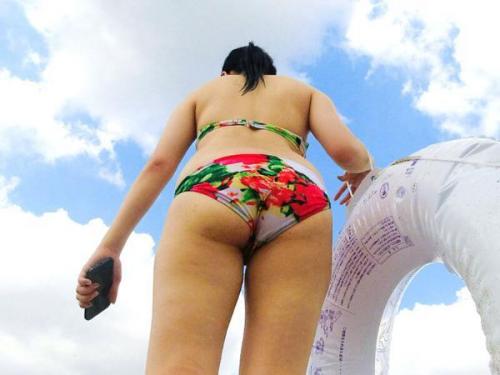 【レイプ】不可解な動画の解釈が横柄な態度で語られていますが、要するに、無垢な少女を薬で意識朦朧とさせ、己の欲望の赴くままに汚すという卑劣極まりない行いに過ぎません。