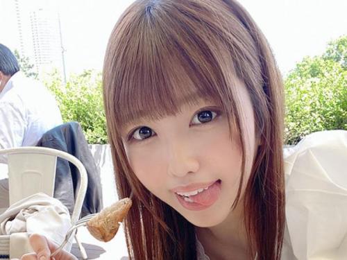【巨乳】「イクイクイクぅ!!♡」可愛いギャルとプールでイチャイチャ。おもちゃ攻めで濡れる彼女を後ろから激しくピストン！しっかり濡らしてチンポを咥える彼女は間違いなく「デキる女」！