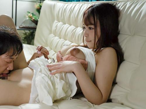 「絶倫ドスケベ巨乳】暗闇で大胆に振る舞う彼女、おしゃぶり大好き！杭打ち騎乗位で悩殺エロさ満開w