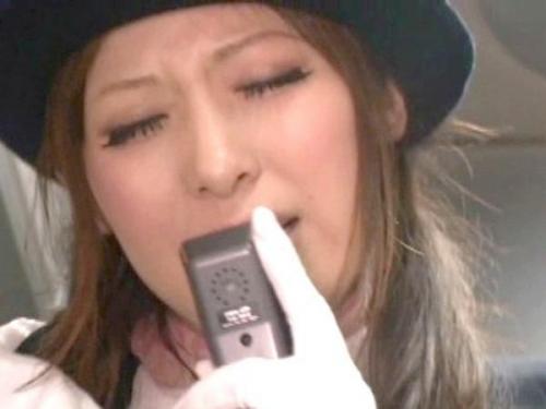 【美人】「中はダメェ!♡」男性客の旅行をガイドするはずが、SEXの面倒まで見てしまうバスガイド。大勢に身体を弄ばれ、そのまま中出しされて妊娠までノンストップ！